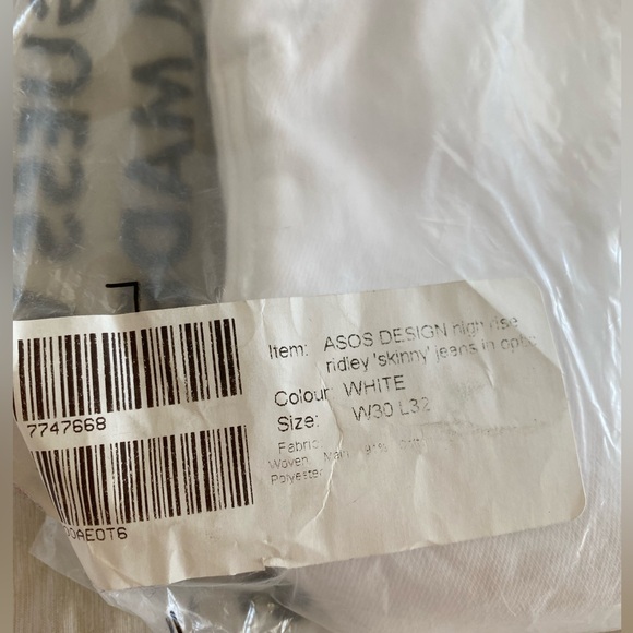 ASOS white Ridley skinny high rise jeans brand new size 32W and 30W available - Picture 6 of 6